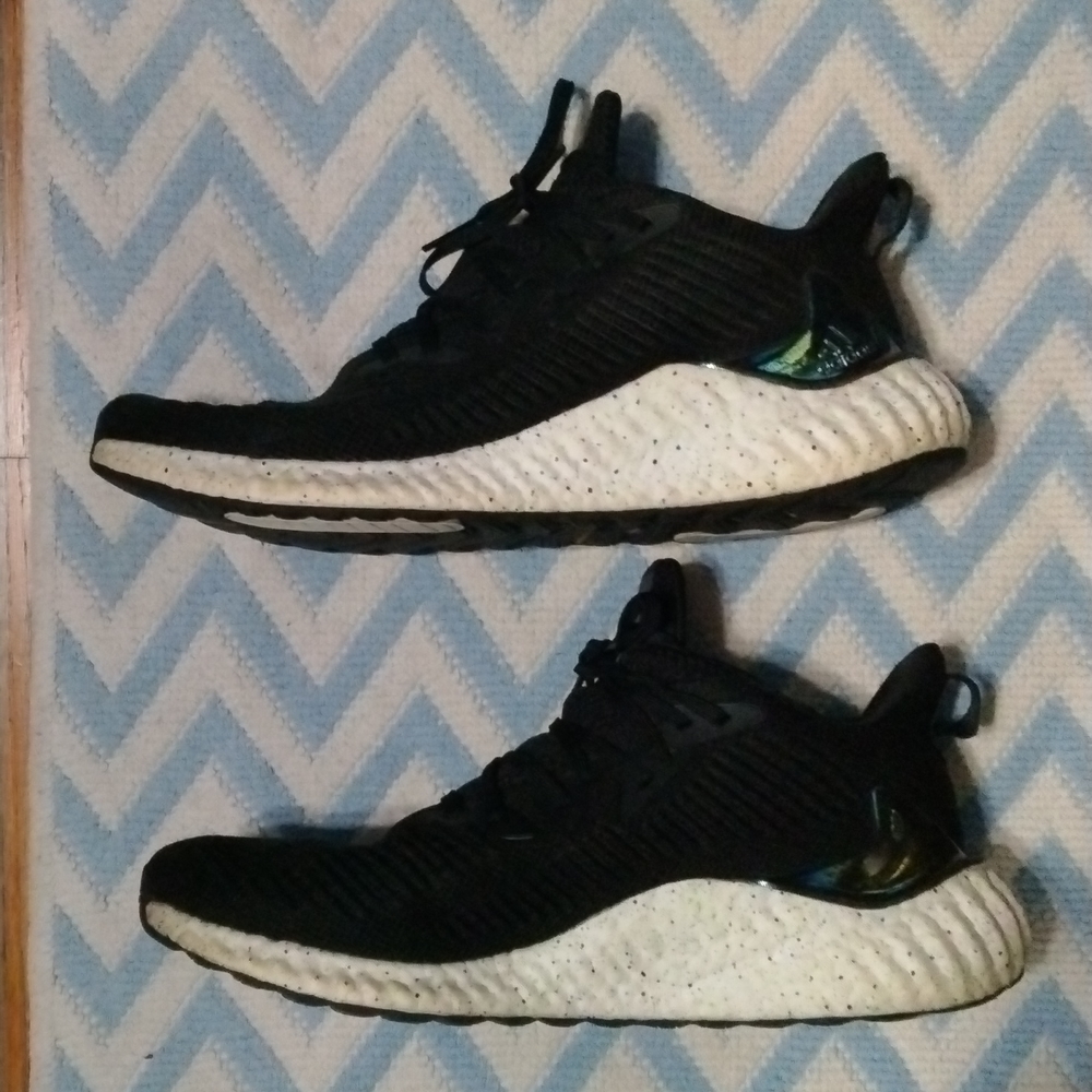Adidas Alphaboost Black size 11